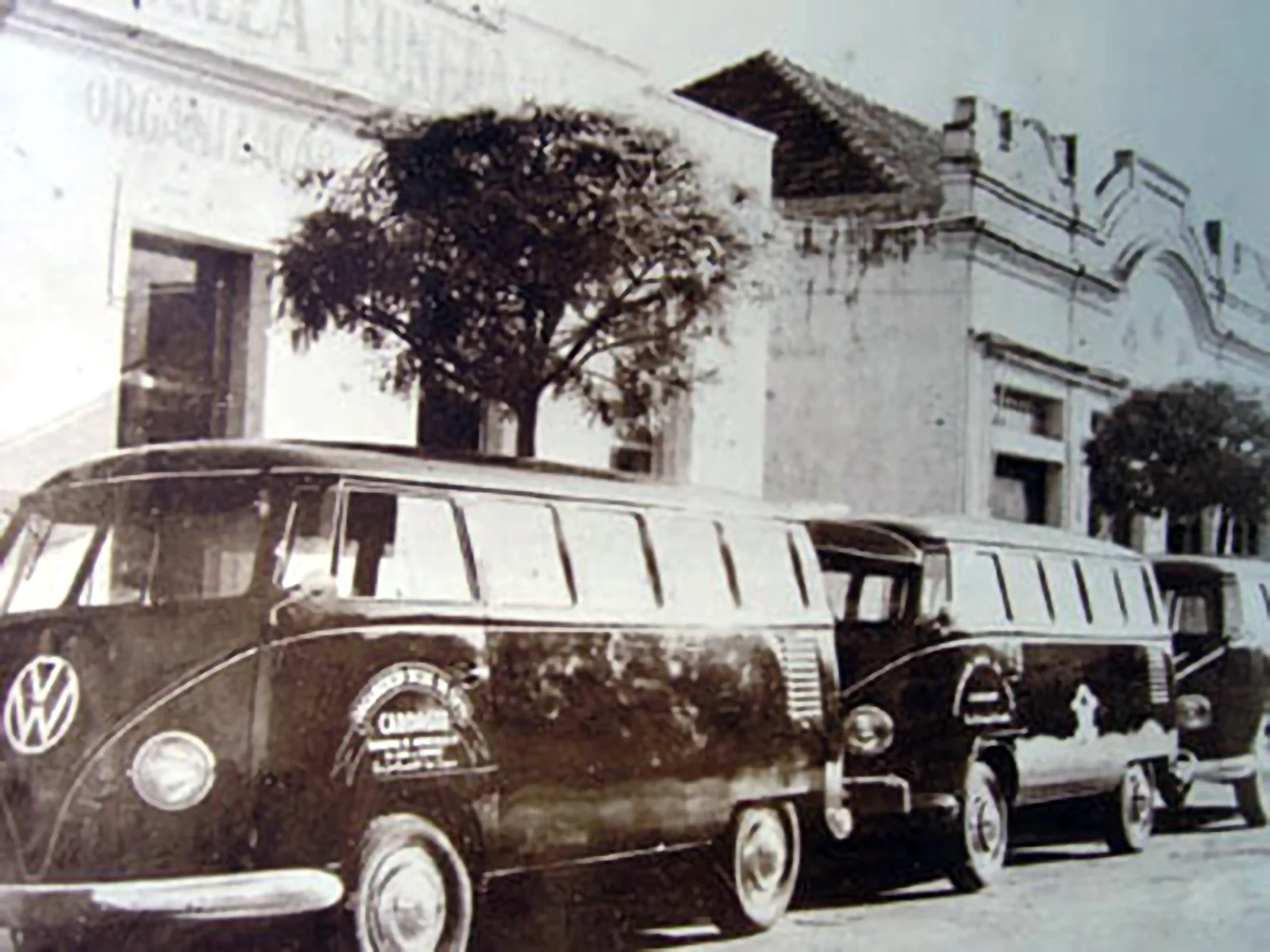 Frota de Kombis Volkswagen — modernização nos anos 1950/60